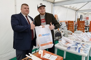 Компания ЛАММИН выступила официальным партнёром строительного форума «Вместе-Пĕрле» и провела мастер-класс